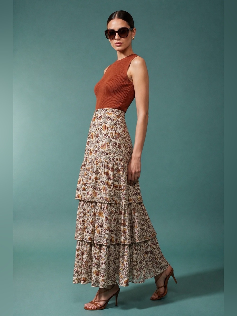 Veronica Beard Shailene Paisley 100% Silk Tiered Skirt Size 0